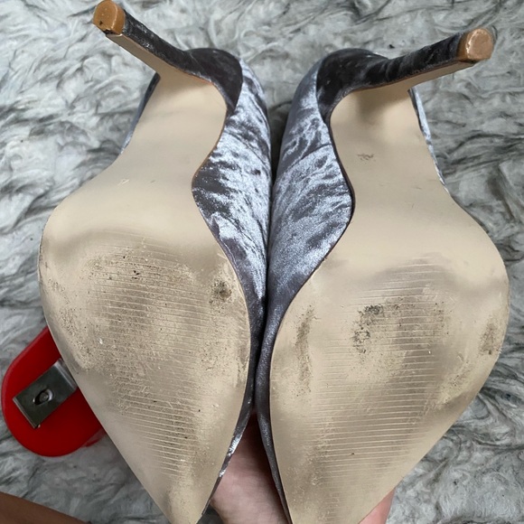 Public Desire velvet grey pointed toe pumps size 4 uk with a 4” heel - Picture 3 of 6